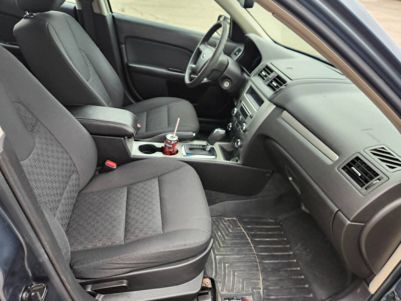 Used 2012 Ford Fusion SE FWD image 18