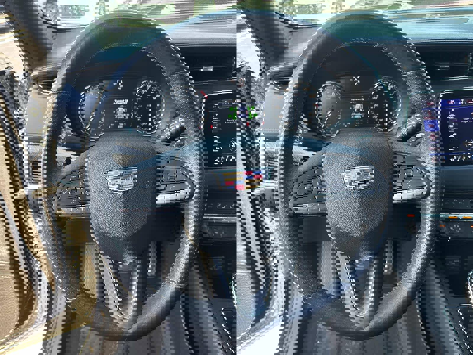 Used 2023 Cadillac XT4 Sport FWD image 29