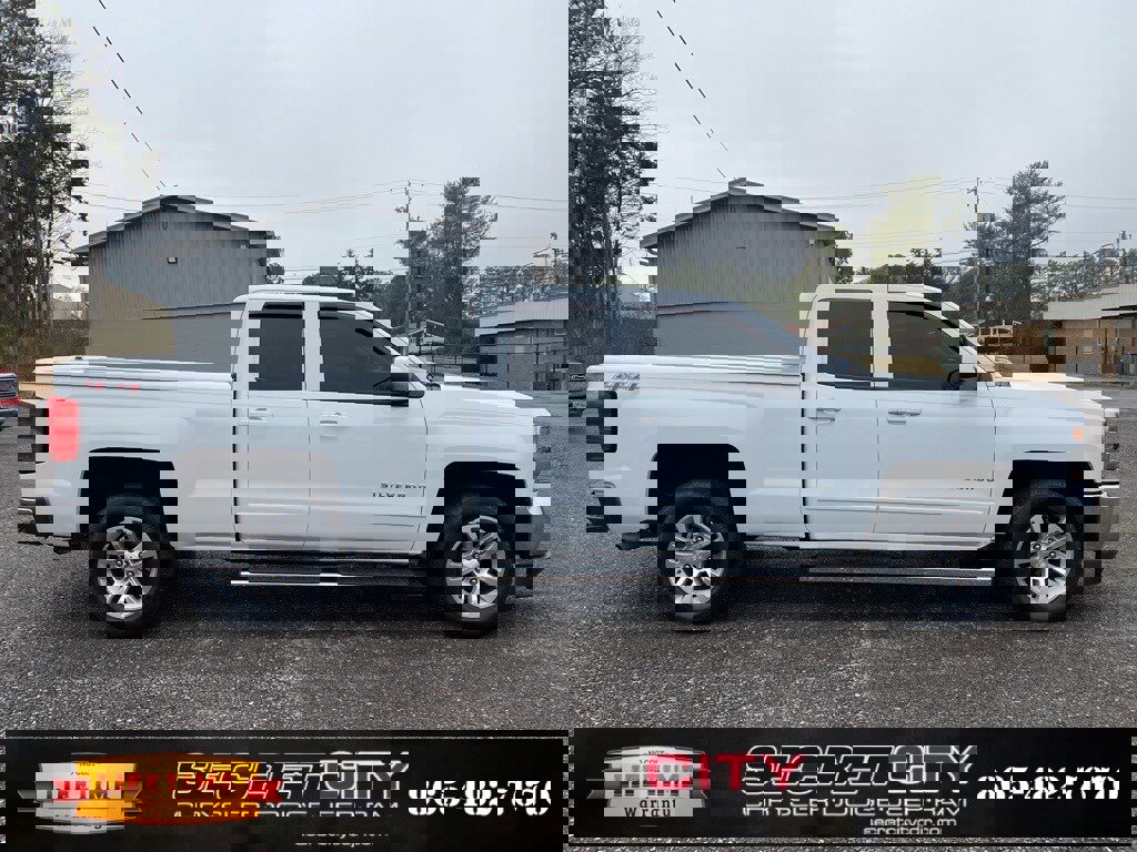 Used 2017 Chevrolet Silverado 1500 LT w/ All Star Edition image 4