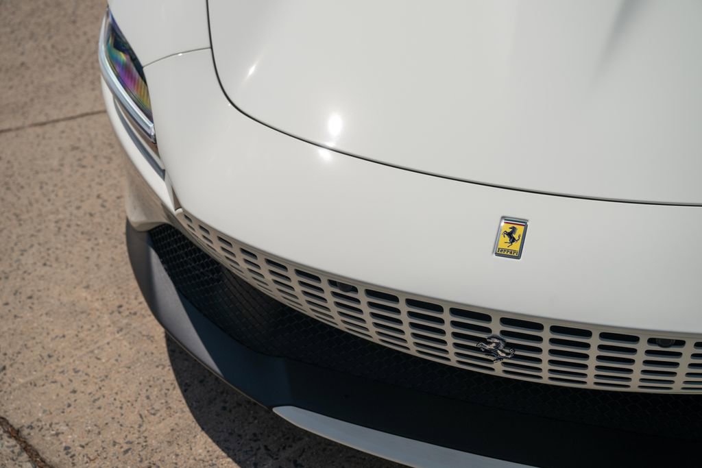 Used 2022 Ferrari Roma RWD image 9