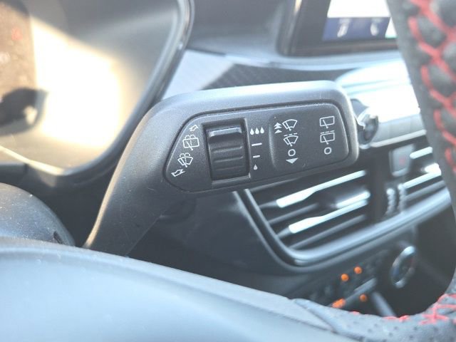 Used 2024 Ford Escape ST-Line w/ Cold Weather Package image 43
