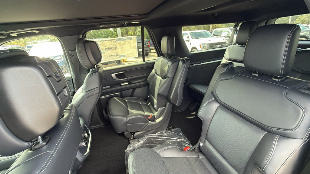 New 2027 Ford Expedition Max Platinum w/ Stealth Appearance Package AWD/4WD image 23