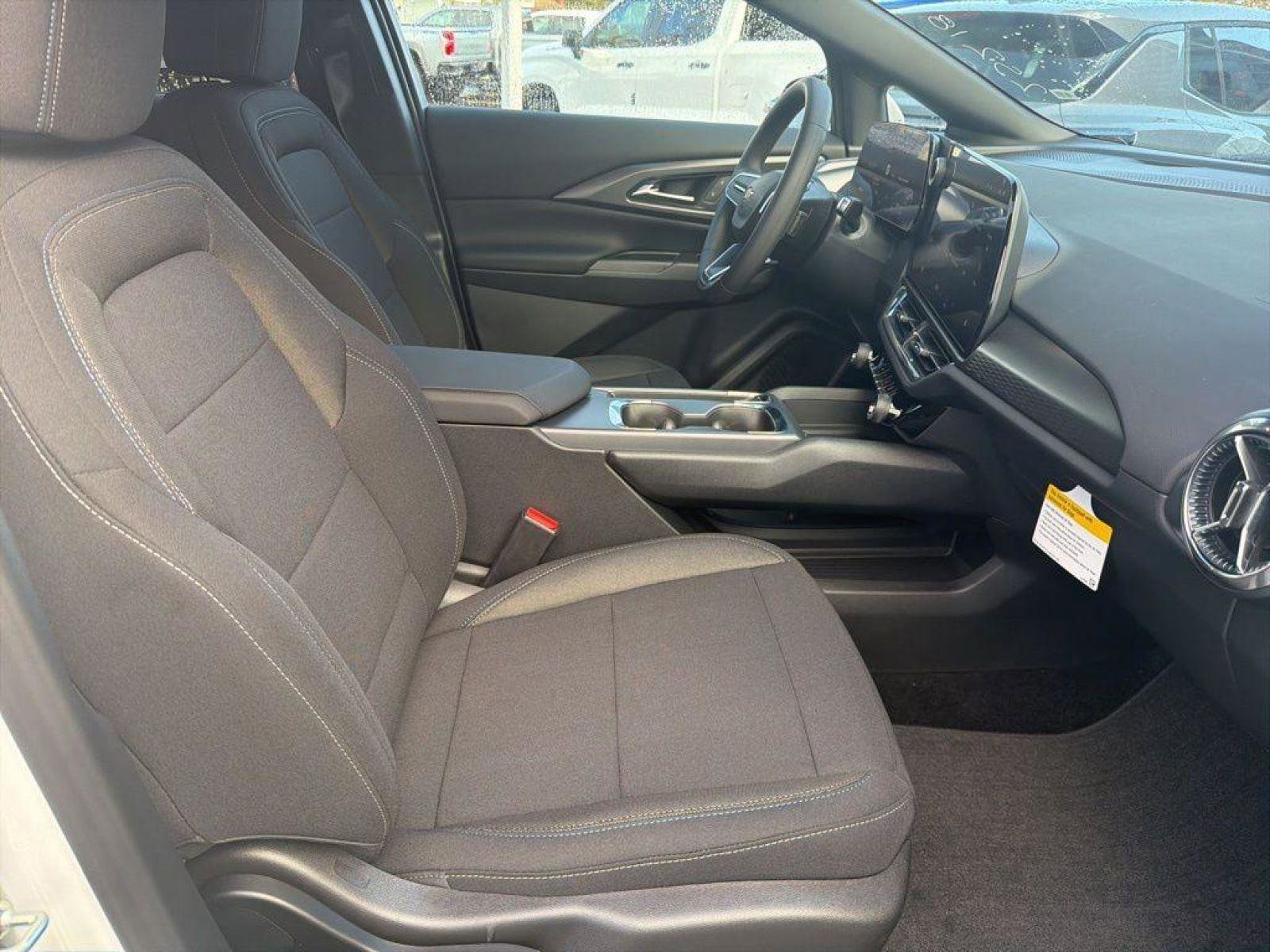 New 2026 Chevrolet Equinox EV LT FWD image 21
