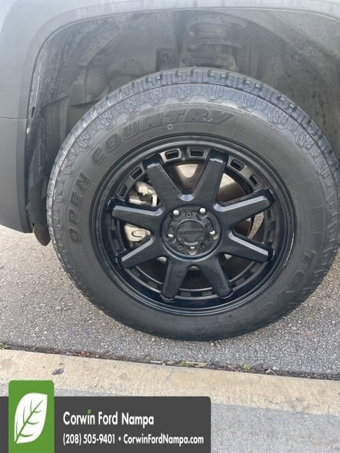 Used 2016 Jeep Renegade 75th Anniversary image 14