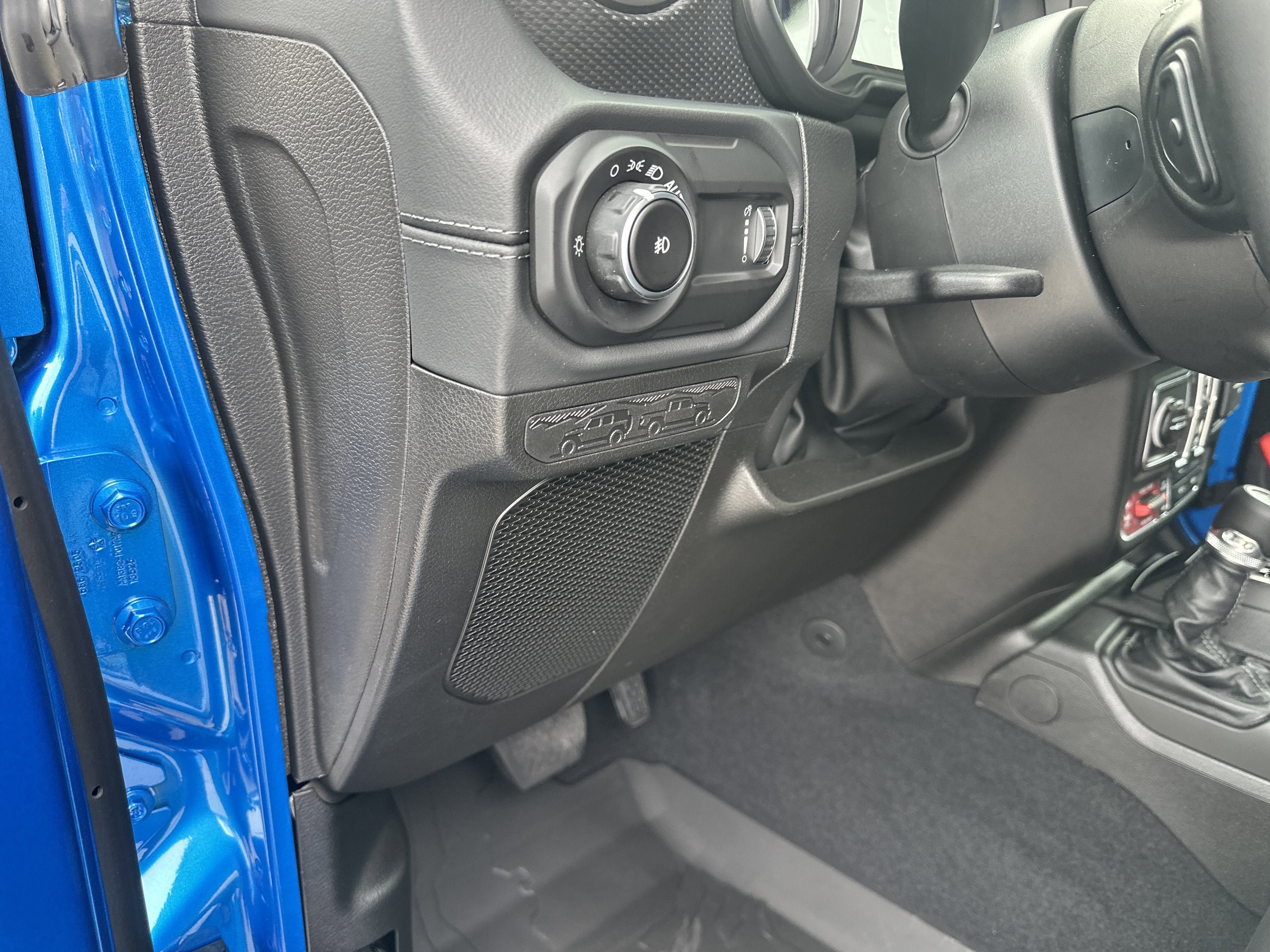 New 2026 Jeep Wrangler Unlimited Rubicon AWD/4WD image 37