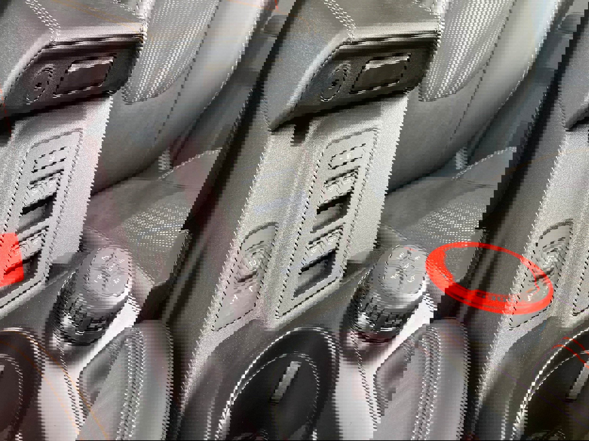 New 2025 Ford Bronco Raptor w/ Interior Carbon Fiber Pack image 24