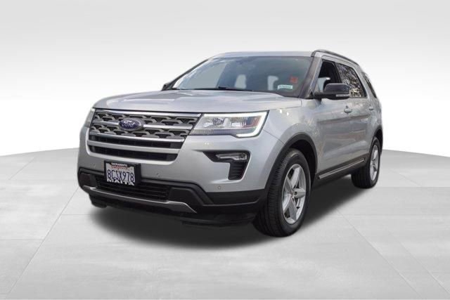 Used 2018 Ford Explorer XLT w/ Equipment Group 202A image 8