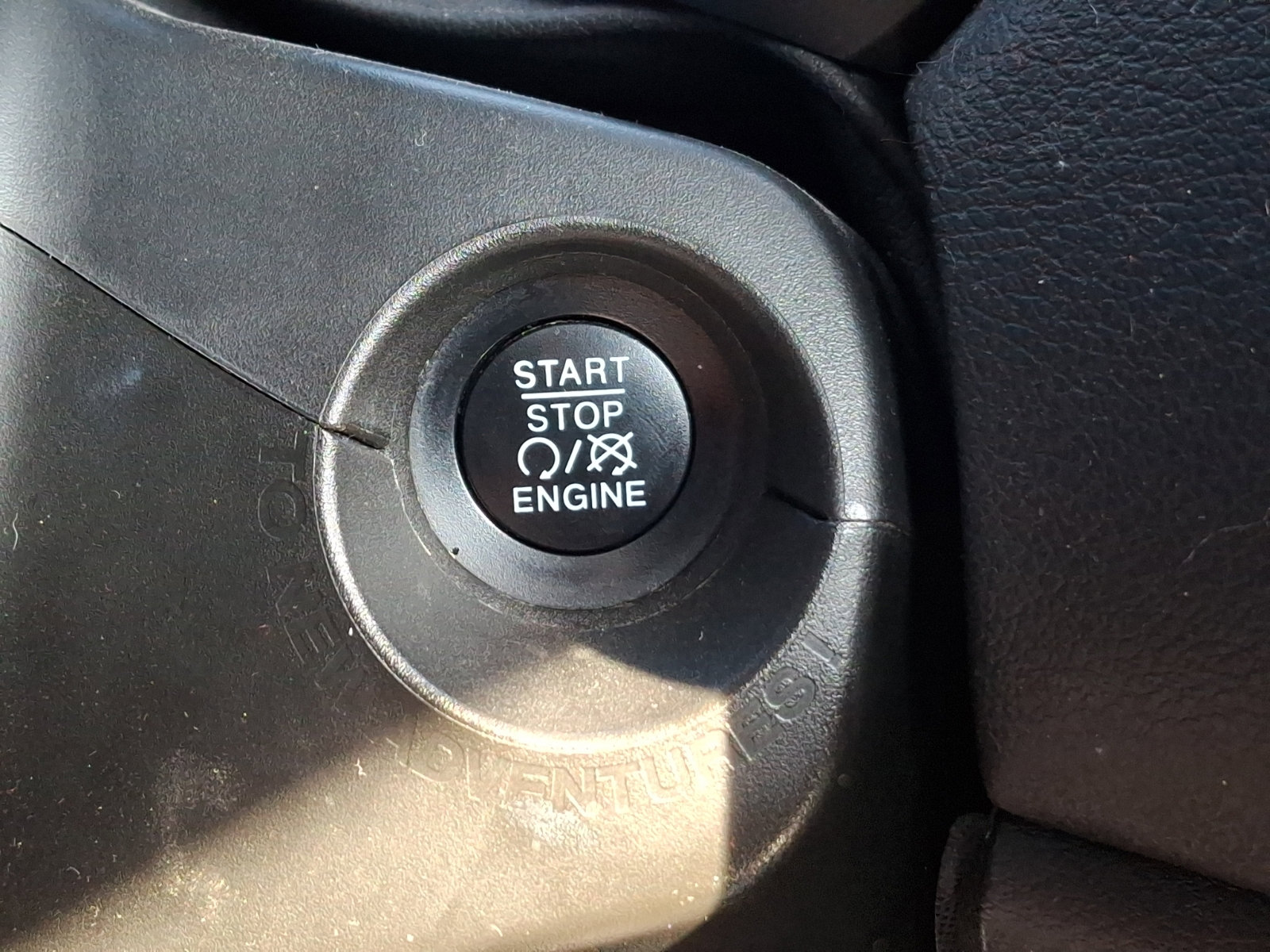 Used 2021 Jeep Renegade Limited image 23