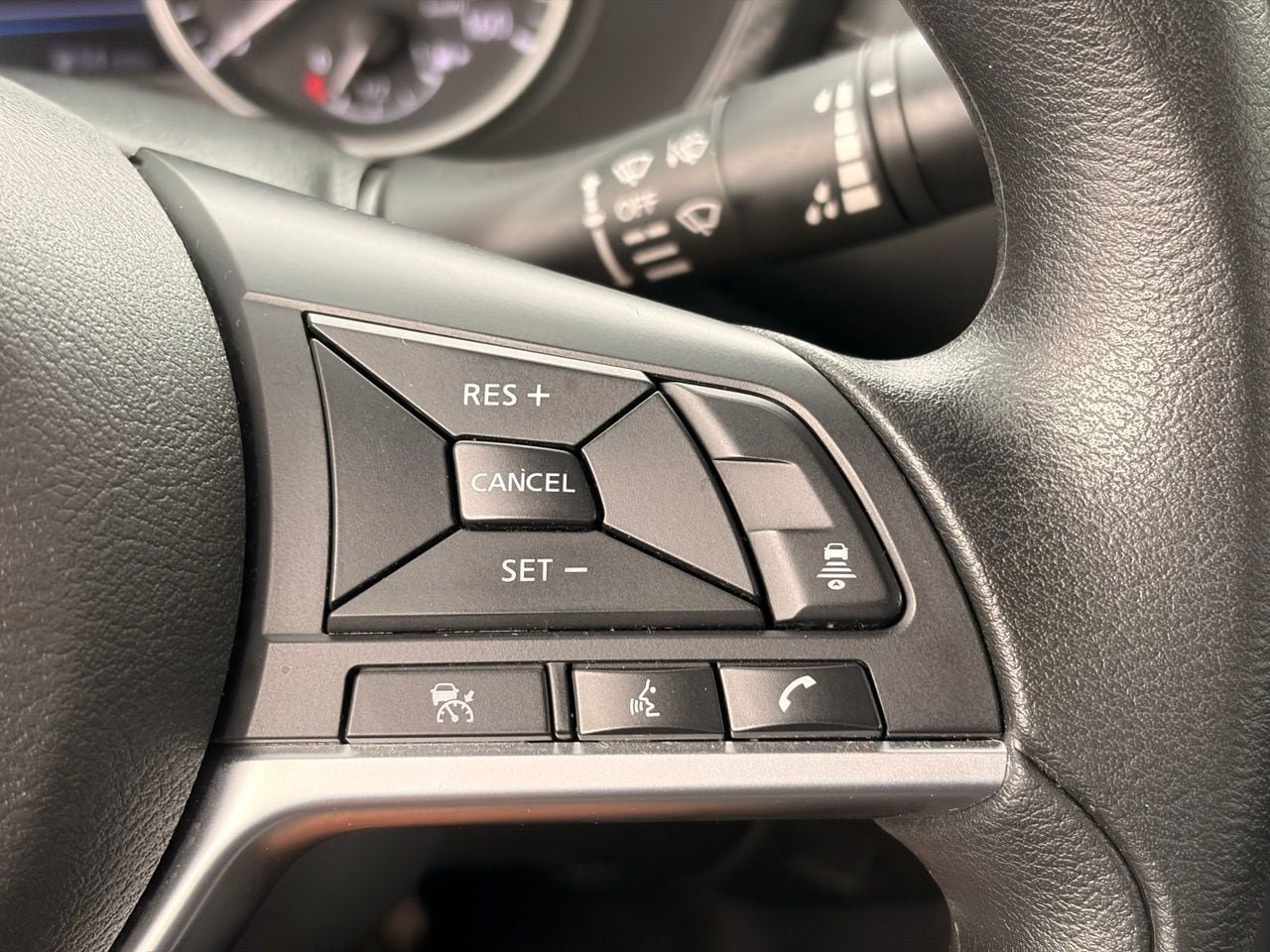 Certified 2024 Nissan Sentra SV FWD image 28