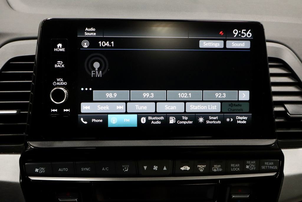 Used 2025 Honda Odyssey EX-L image 3