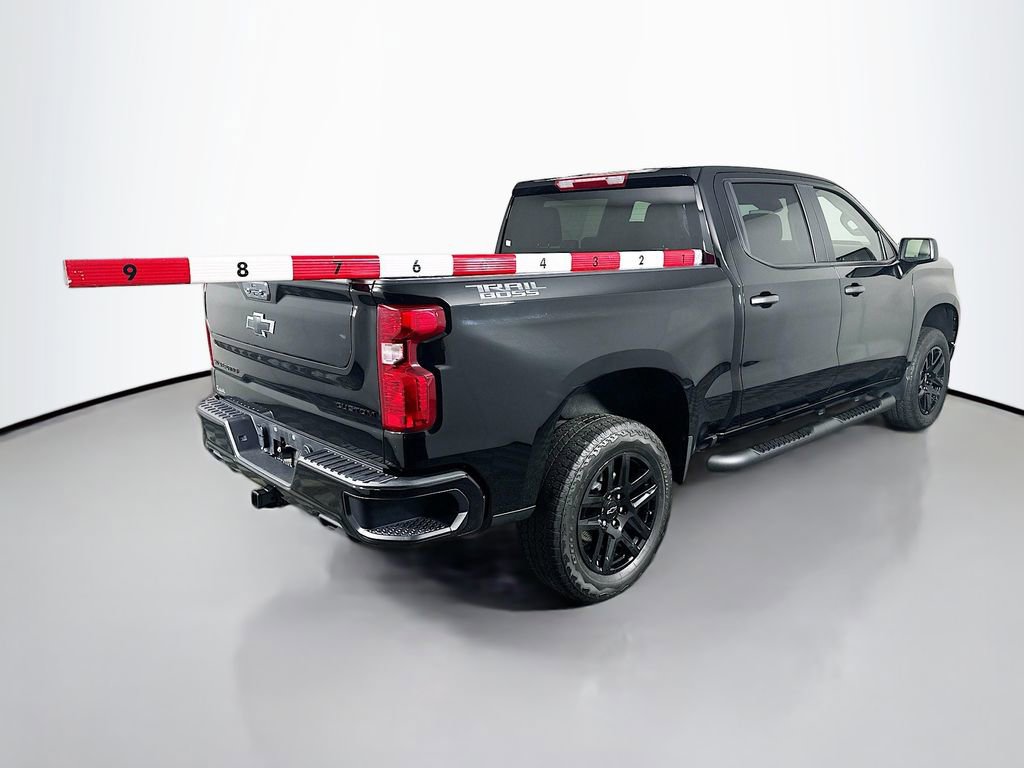 Used 2024 Chevrolet Silverado 1500 Custom Trail Boss w/ Midnight Edition image 7