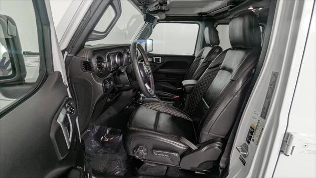 Used 2023 Jeep Gladiator Overland AWD/4WD image 14