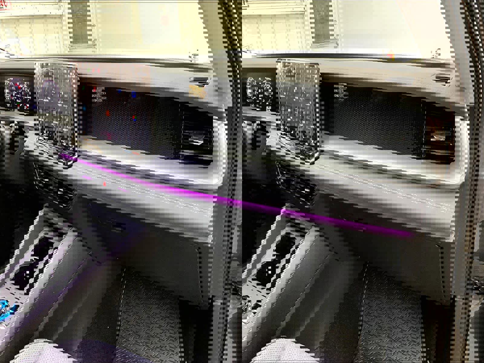 New 2026 Volkswagen Tiguan SE image 28