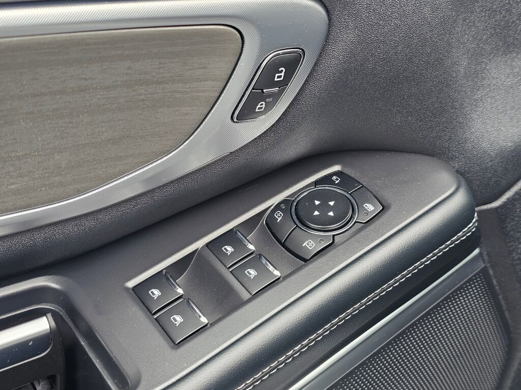 Used 2025 Ford Expedition Platinum AWD/4WD image 34