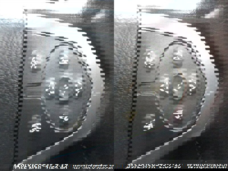 Used 2018 Chevrolet Suburban Premier image 30