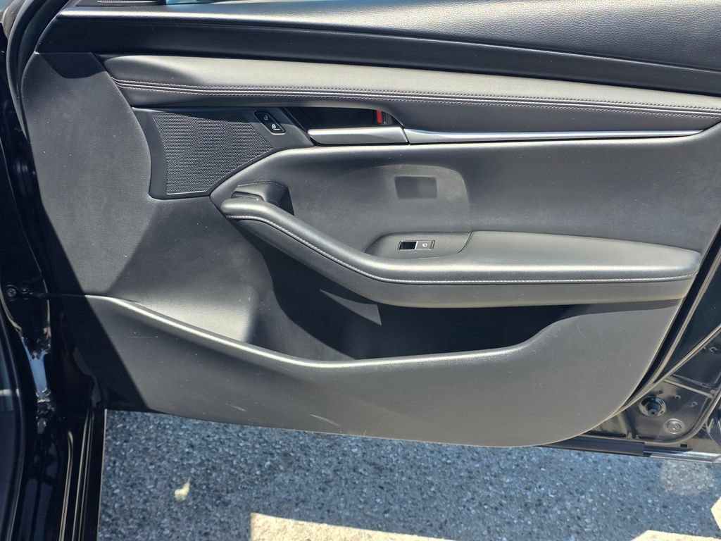 Used 2024 MAZDA MAZDA3 s FWD image 23