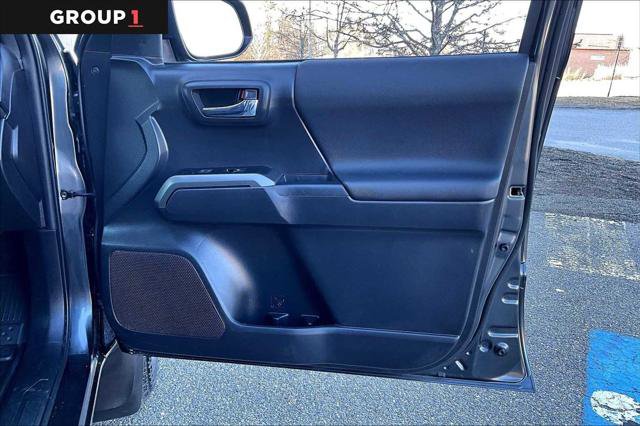 Certified 2023 Toyota Tacoma TRD Off-Road image 23