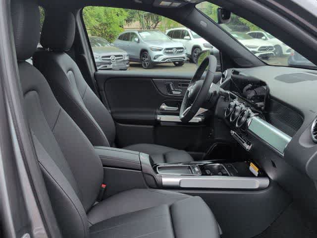 New 2026 Mercedes-Benz GLB 250 4MATIC image 21