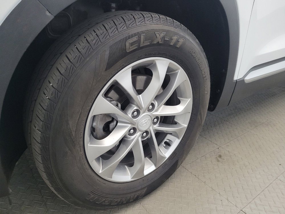 Used 2019 Hyundai Santa Fe SE AWD/4WD image 31