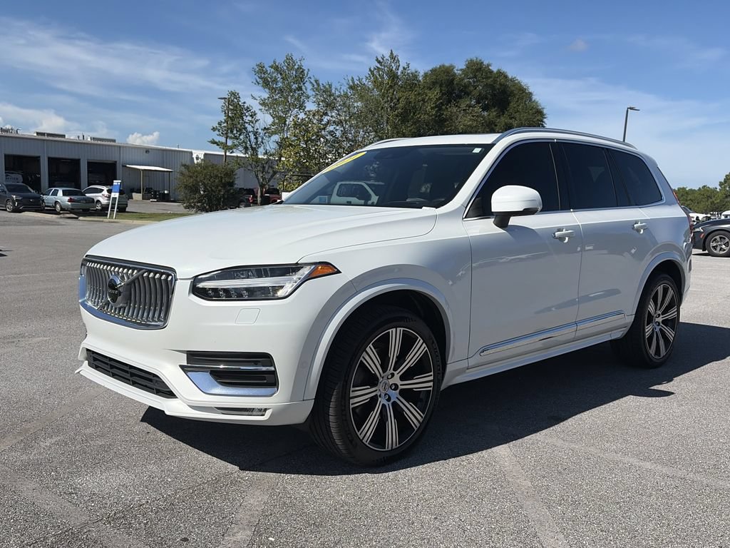 Used 2021 Volvo XC90 T6 Inscription w/ Protection Package Premier AWD/4WD image 2