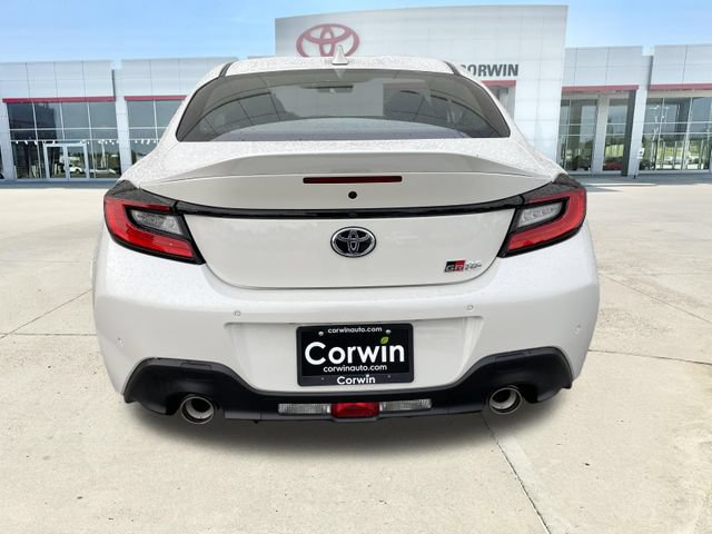 New 2026 Toyota GR86 Premium RWD image 4