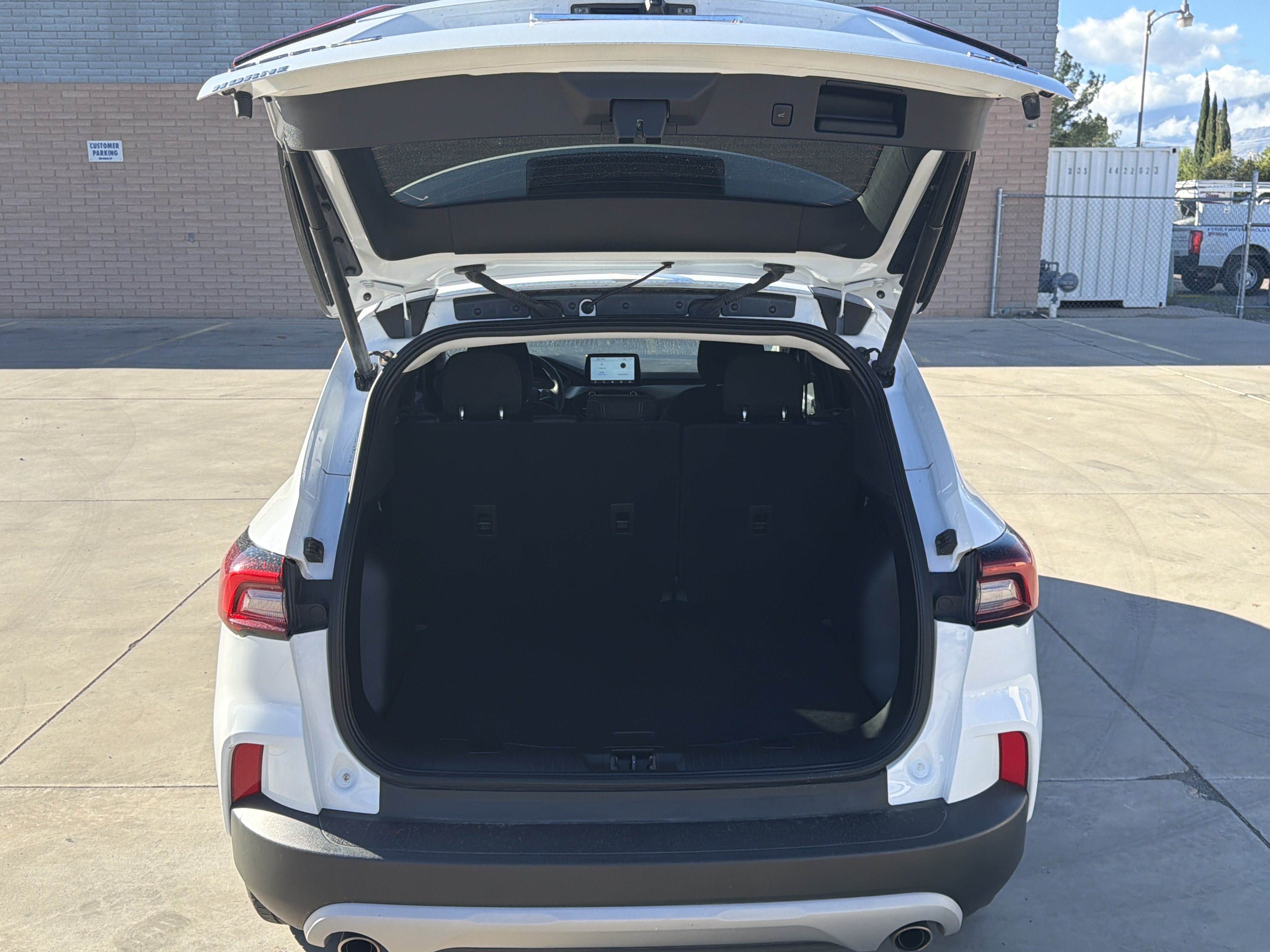Used 2024 Ford Escape Active AWD/4WD image 6