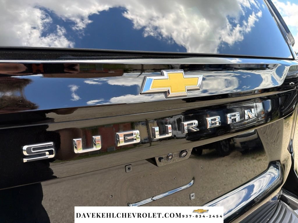 Used 2025 Chevrolet Suburban High Country w/ Sun And Tow Package AWD/4WD image 38