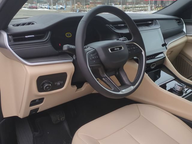 New 2026 Jeep Grand Cherokee Limited w/ Limited Altitude Package RWD image 29