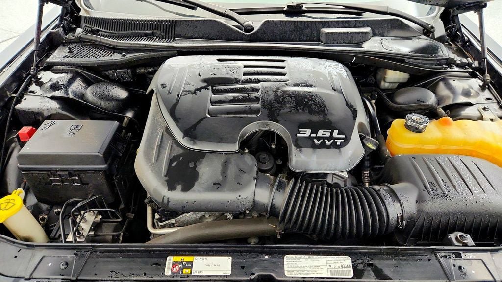 Used 2013 Dodge Challenger SXT RWD image 26