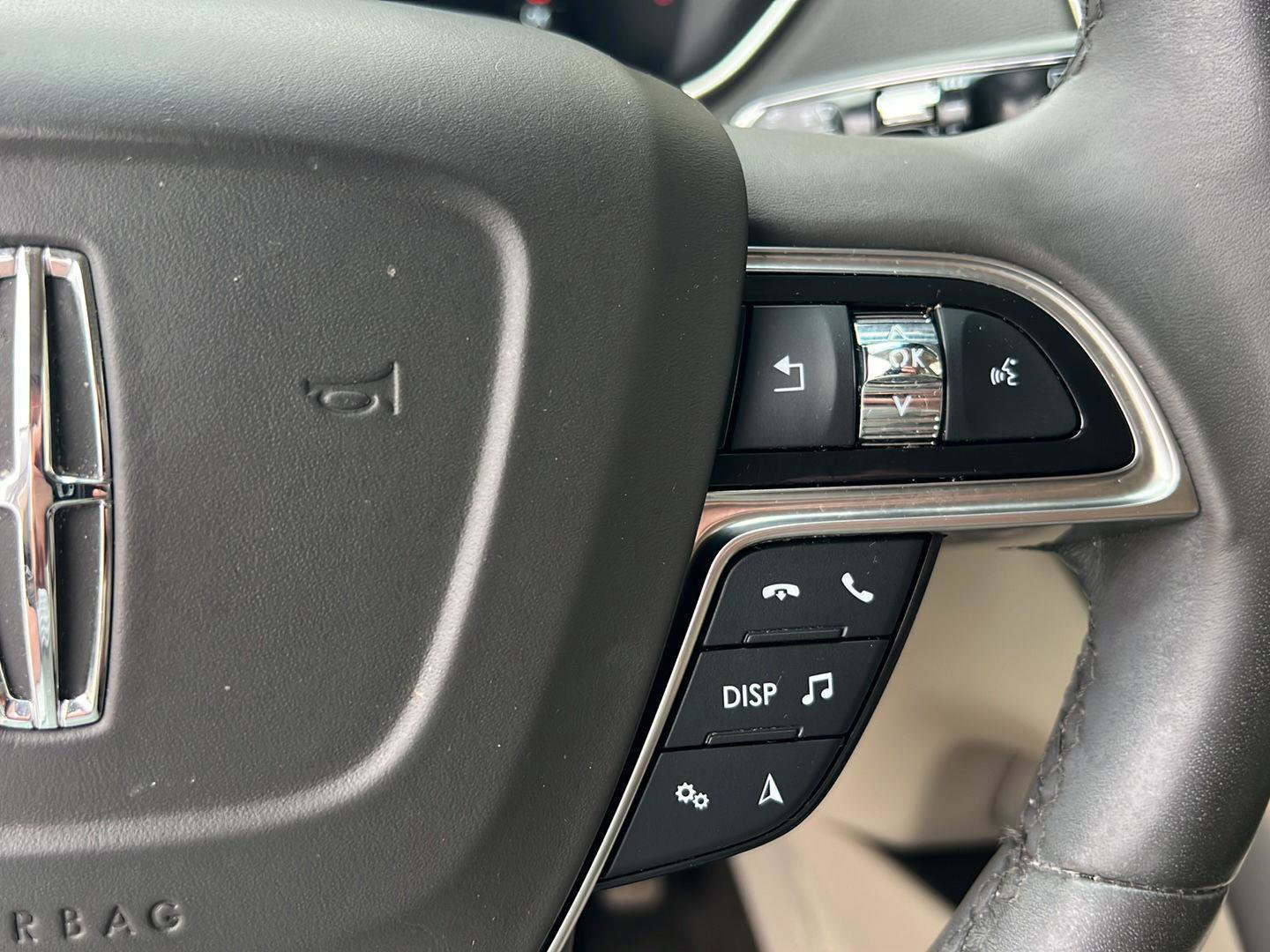 Used 2020 Lincoln Nautilus FWD w/ Equipment Group 101A image 21