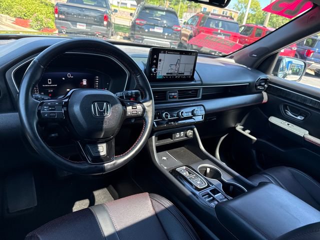 Used 2025 Honda Pilot Black Edition image 28