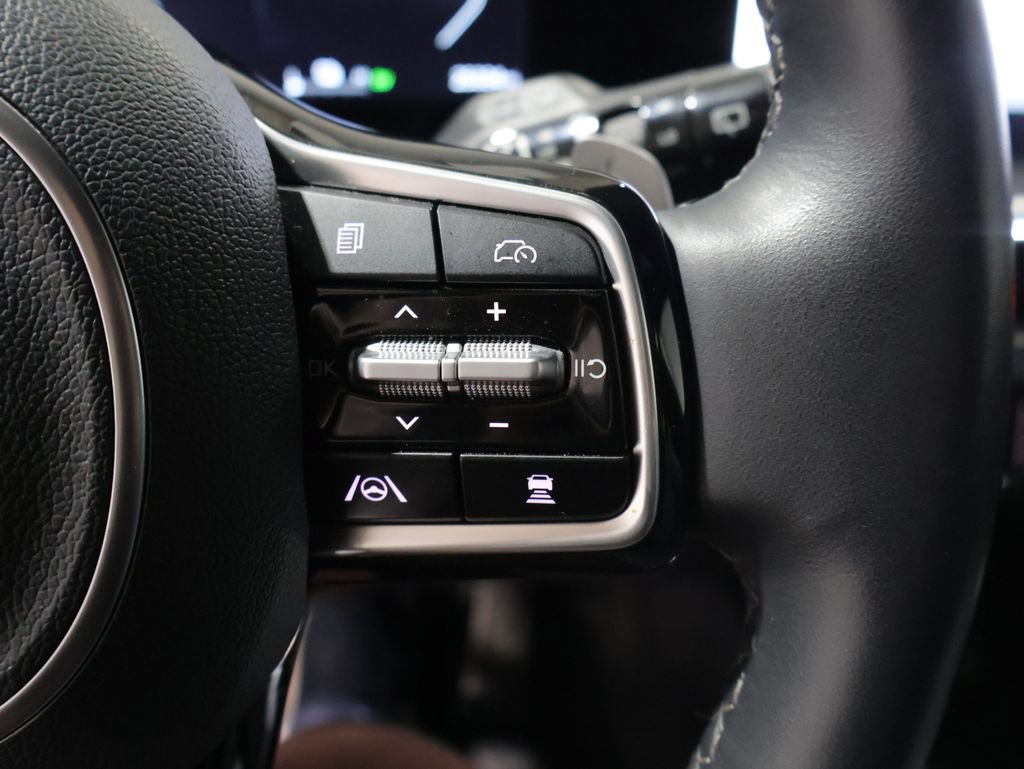 Used 2025 Kia Sorento SX Prestige AWD/4WD image 38