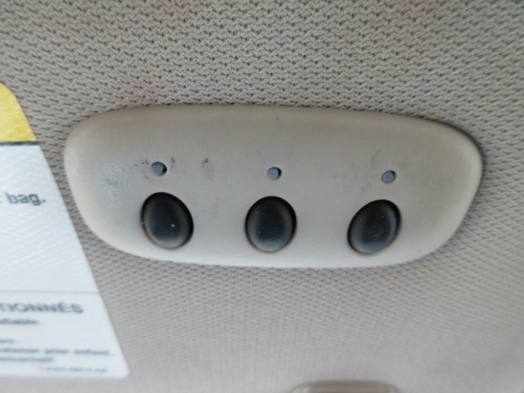 Used 2012 Ford Fusion SEL image 32