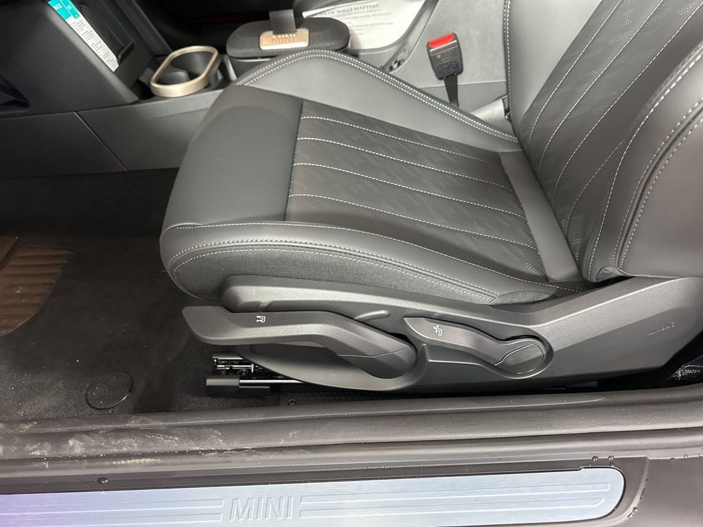 New 2026 MINI Cooper S image 8