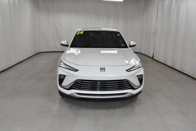 Used 2024 Buick Envista Preferred w/ Convenience II Package image 4