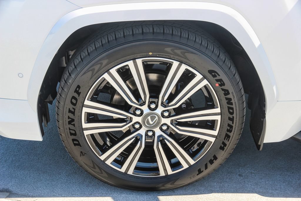 New 2026 Lexus LX 700h Luxury AWD/4WD image 8