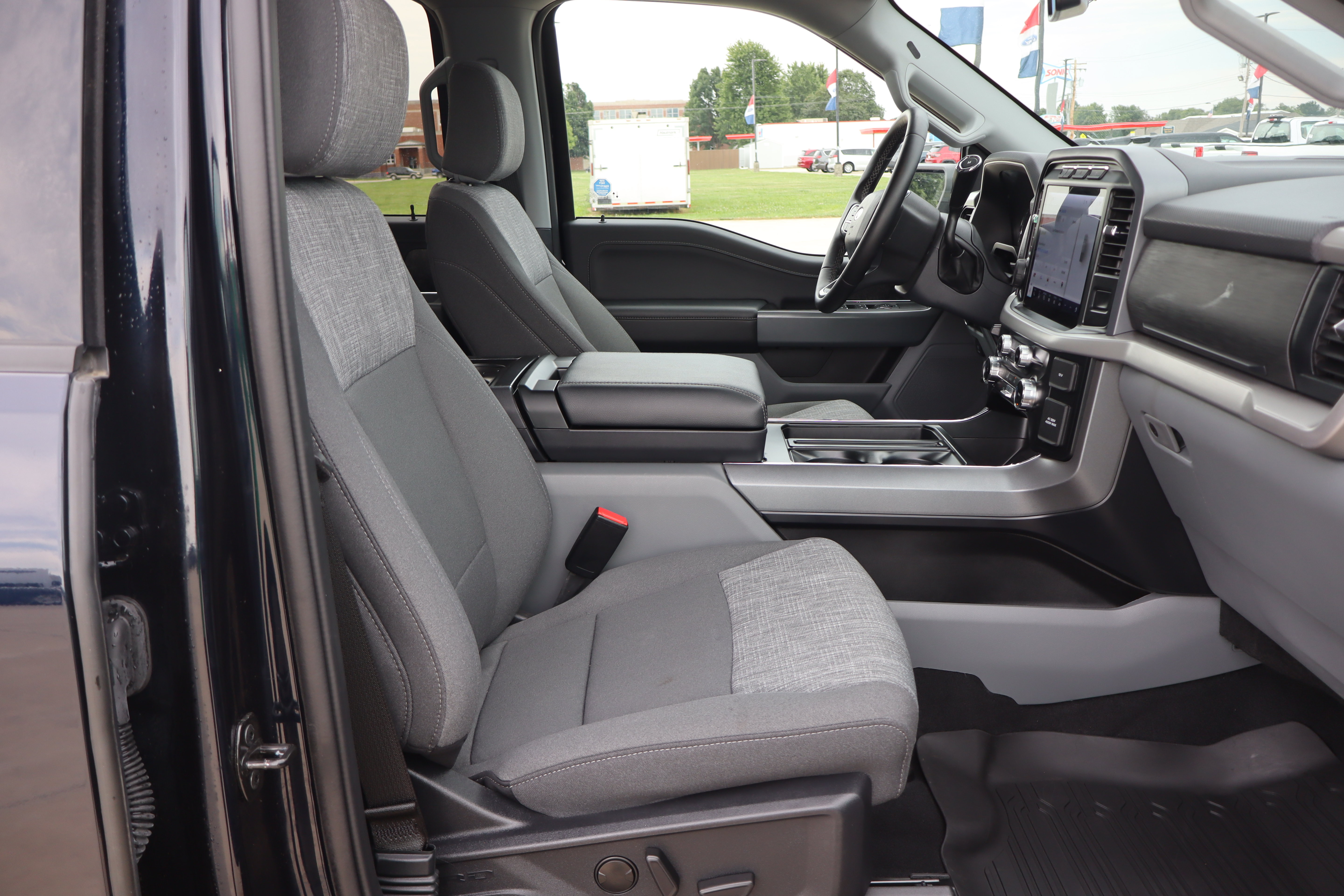 Used 2023 Ford F150 XLT w/ Equipment Group 302A High AWD/4WD image 13