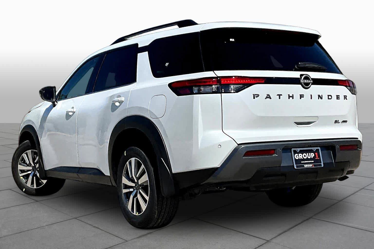 New 2026 Nissan Pathfinder SL image 7