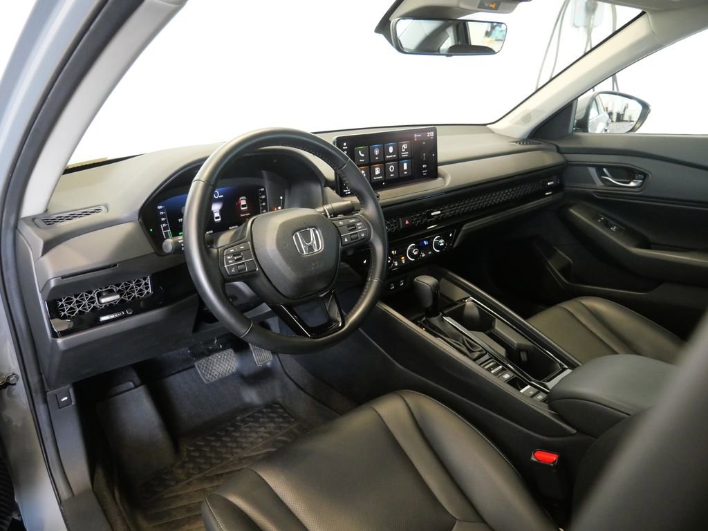 Used 2024 Honda Accord EX-L image 13