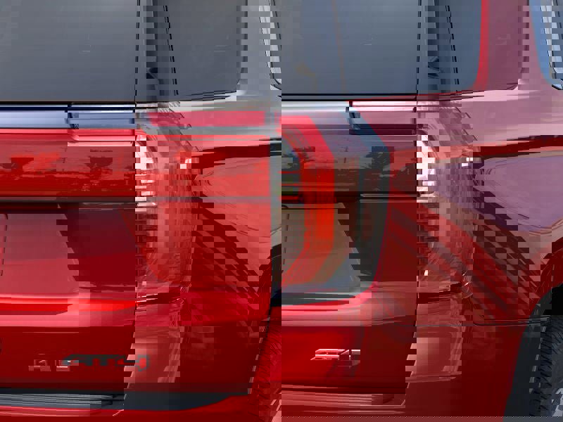 New 2026 GMC Yukon AT4 Ultimate w/ LPO, Floor Liner Package image 35