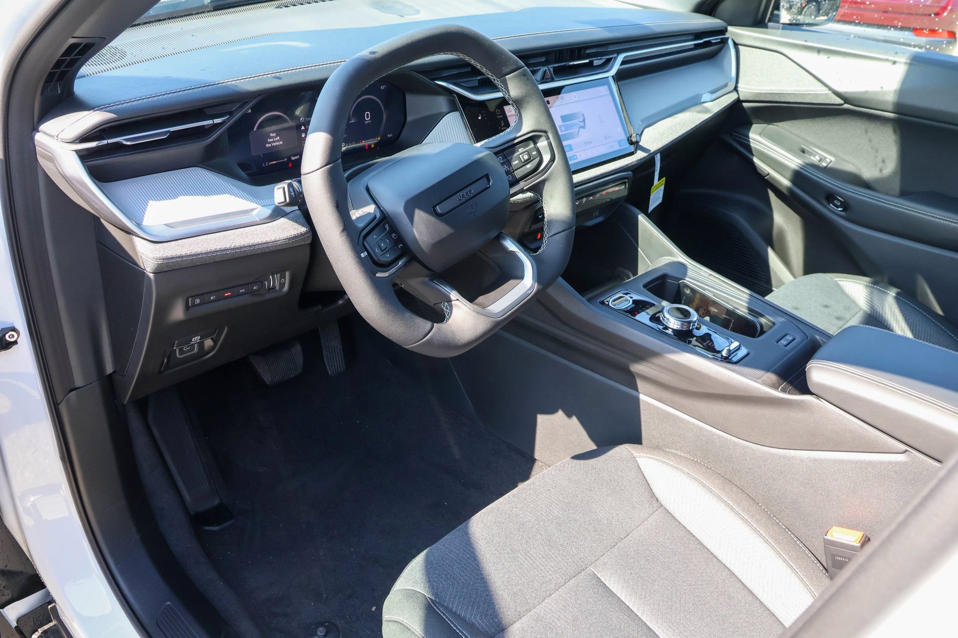 New 2026 Jeep Cherokee Laredo AWD/4WD image 4