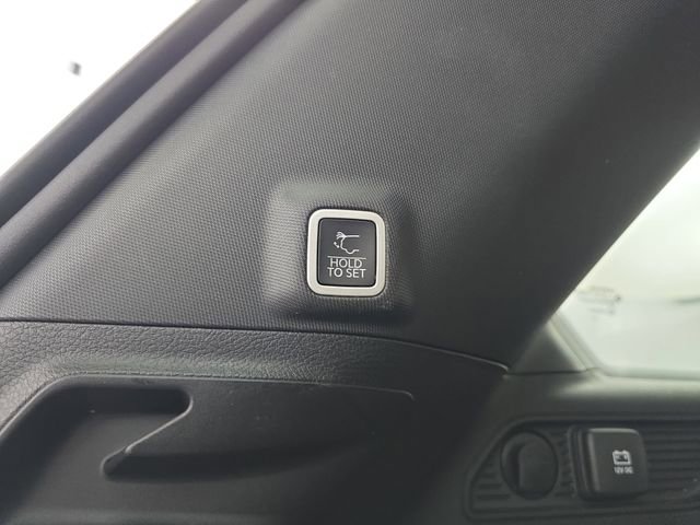 Used 2022 Jeep Grand Cherokee Summit w/ Advanced Protech Group IV AWD/4WD image 43