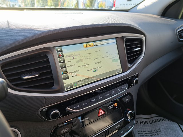 Used 2018 Hyundai Ioniq Limited w/ Limited Ultimate Package 03 FWD image 16