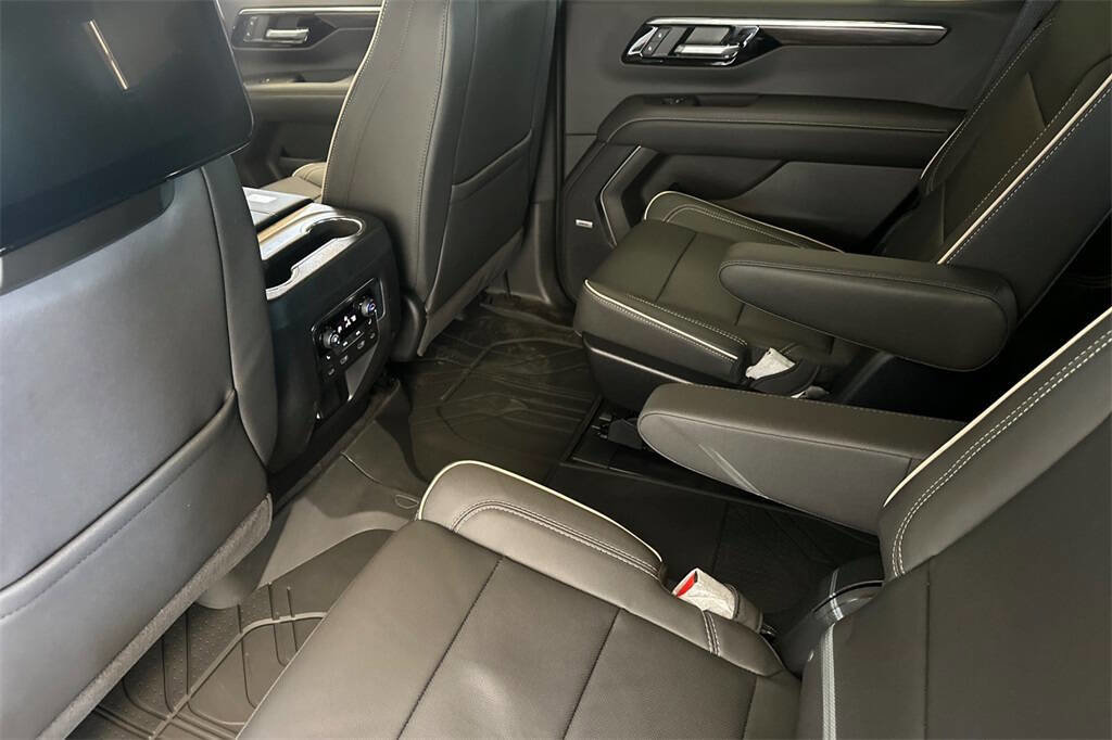 New 2025 Chevrolet Tahoe Premier image 13