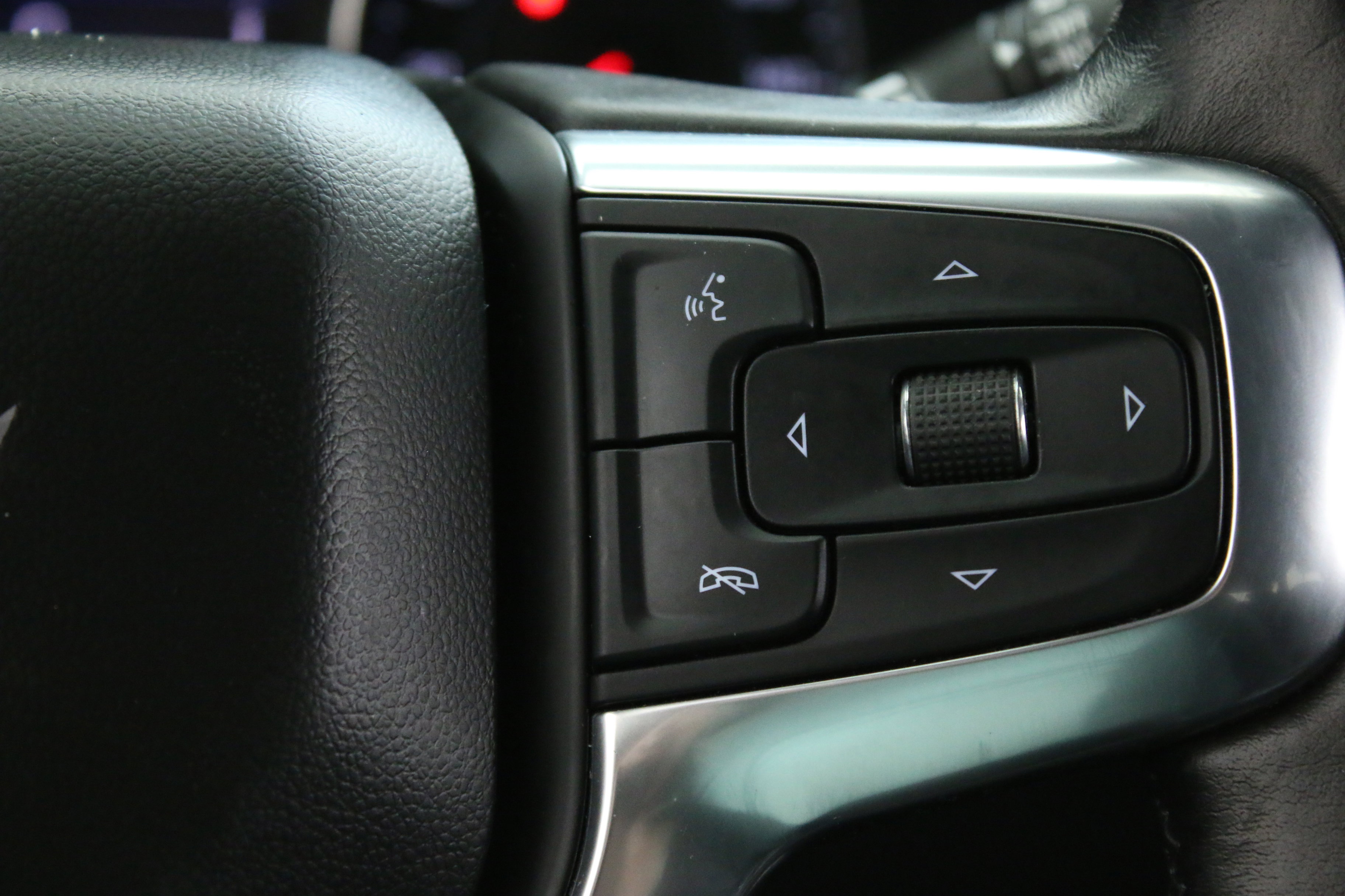 Used 2021 Chevrolet Blazer LT AWD/4WD image 21