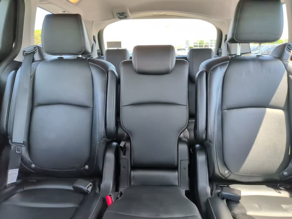 Used 2024 Honda Odyssey EX-L image 30