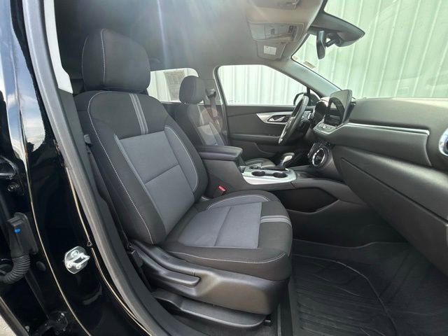 Used 2024 Chevrolet Blazer LT w/ Convenience Package FWD image 35