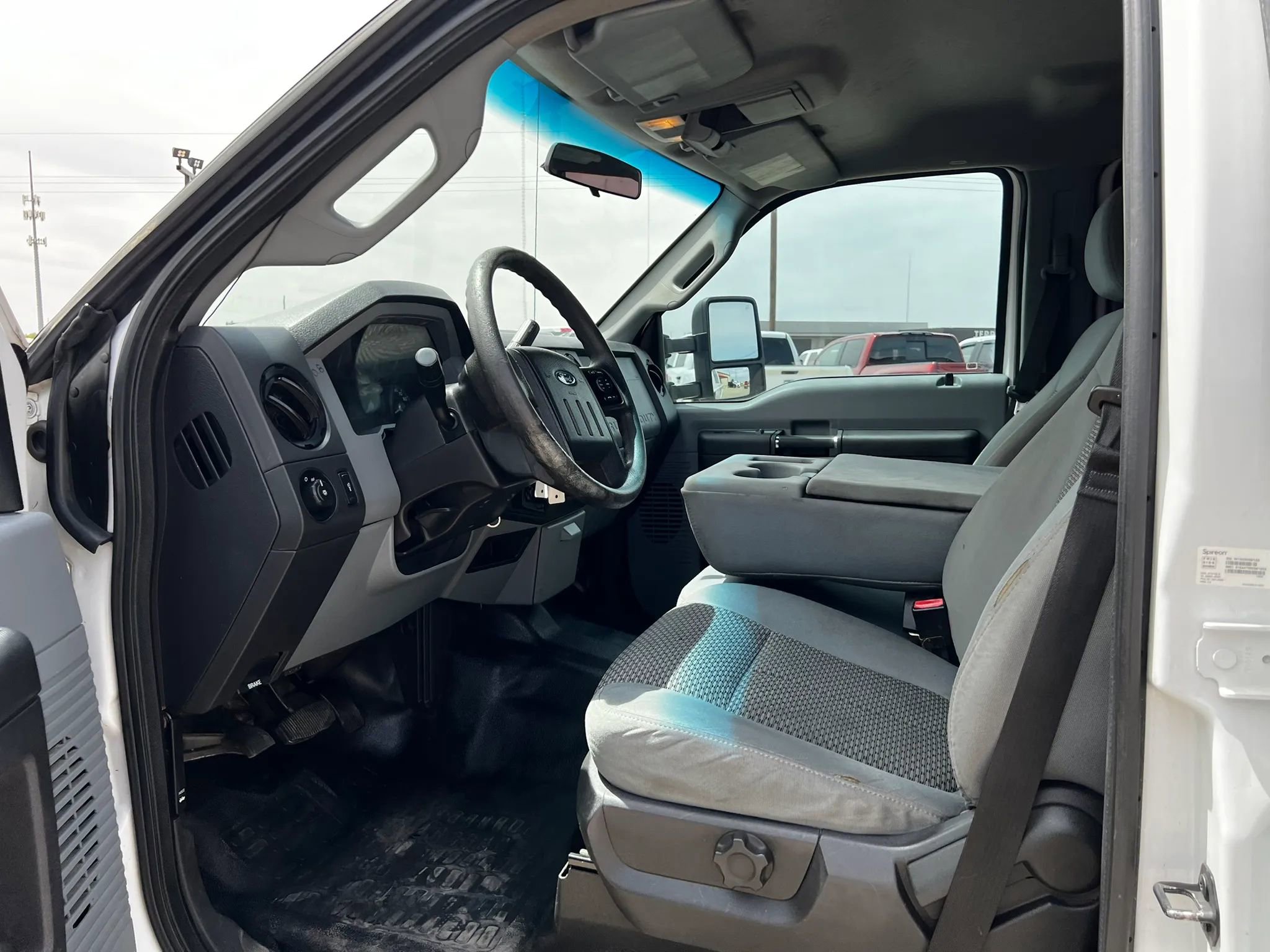 Used 2016 Ford F250 XL w/ Power Equipment Group AWD/4WD image 11