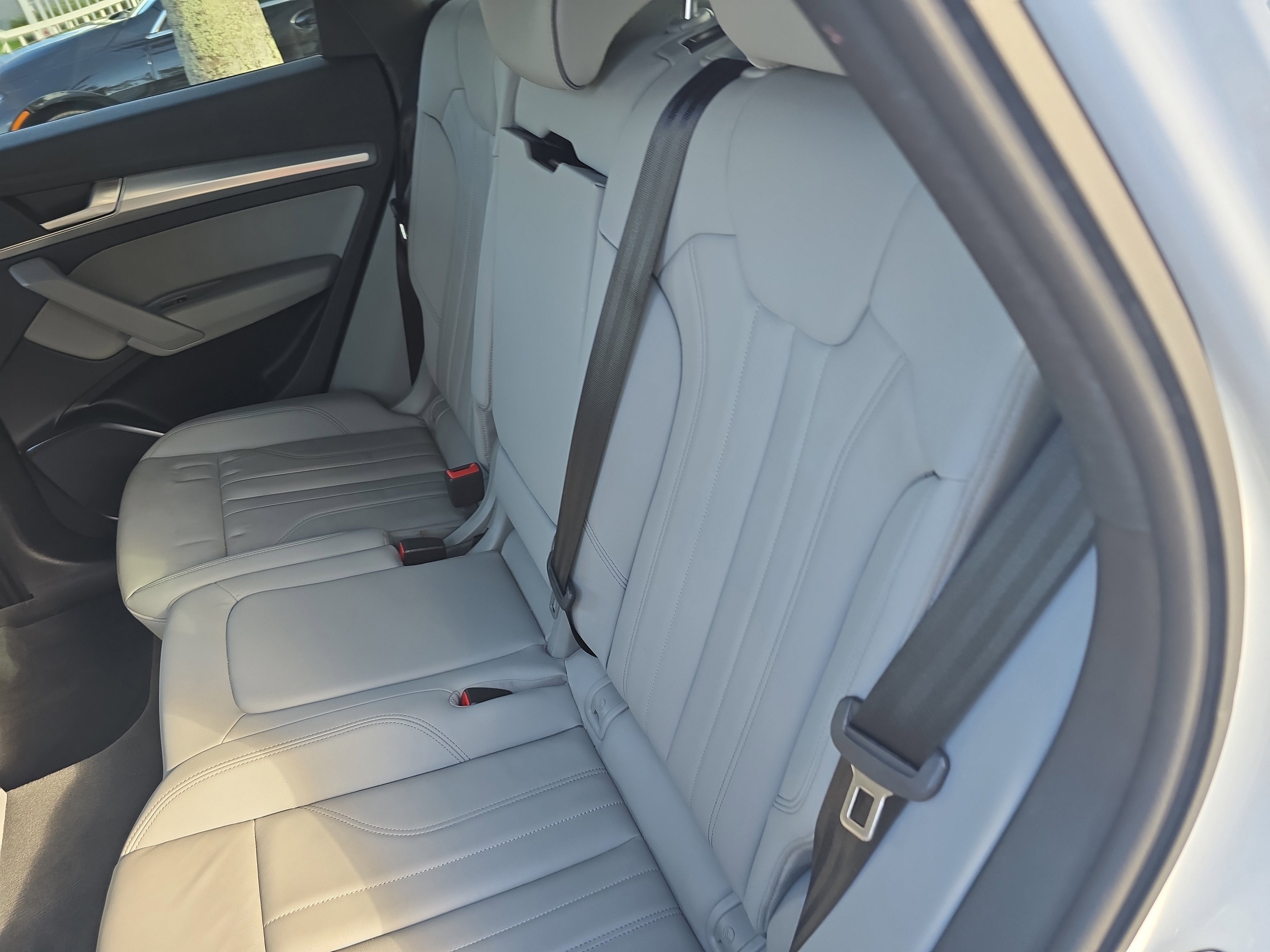 Used 2025 Audi Q5 2.0T Premium image 13