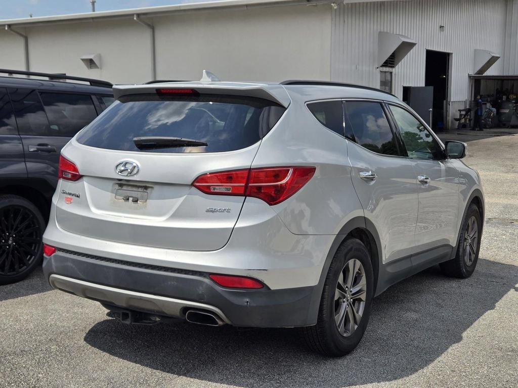 Used 2013 Hyundai Santa Fe Sport FWD image 2